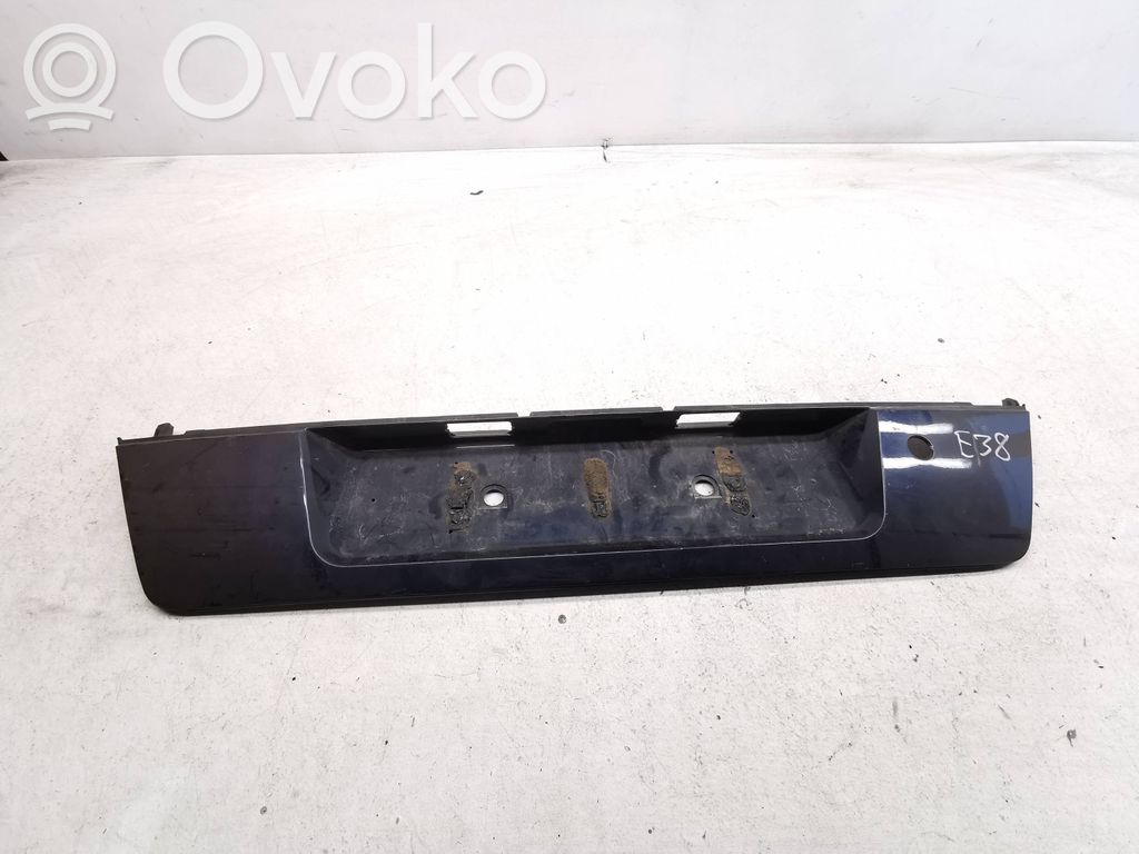 BMW 7 E38 Tailgate trim 