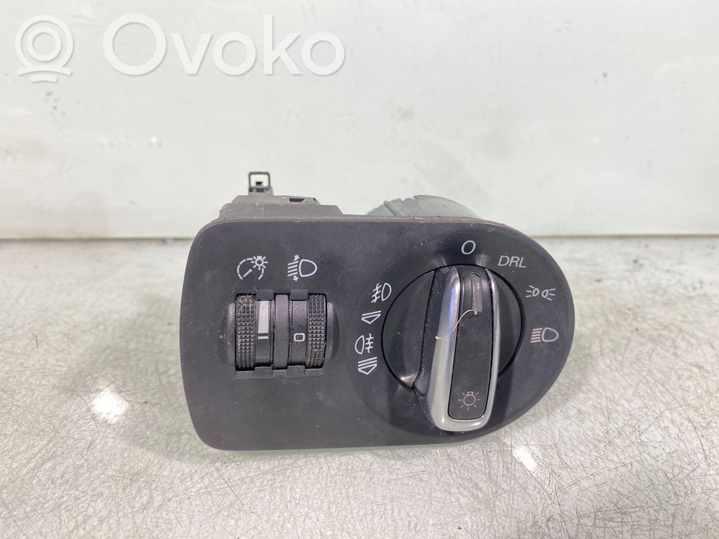 Audi A3 S3 A3 Sportback 8P Light switch 