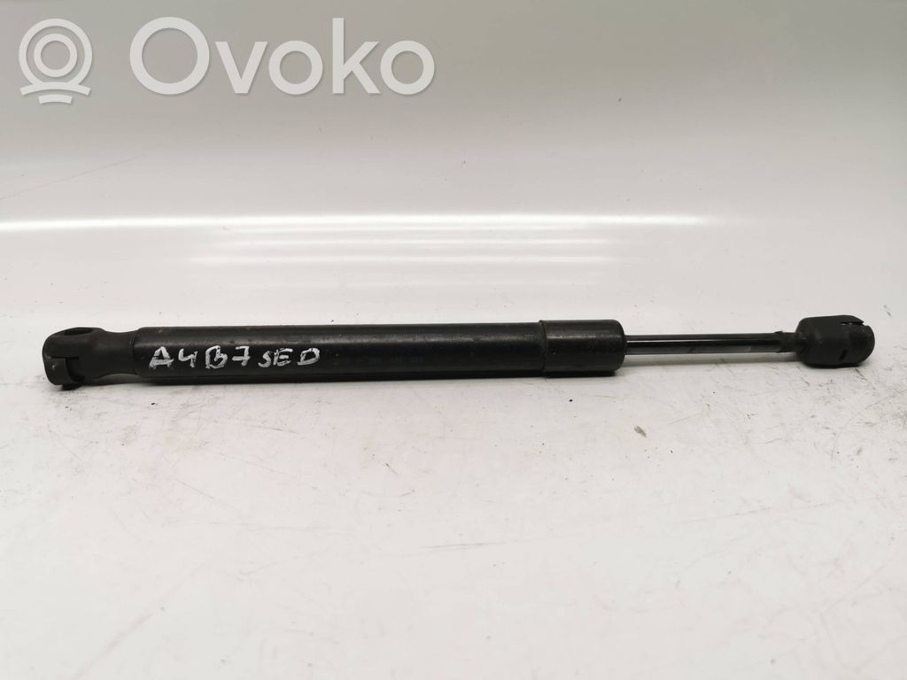 Audi A4 S4 B7 8E 8H Amortyzator klapy tylnej bagażnika 