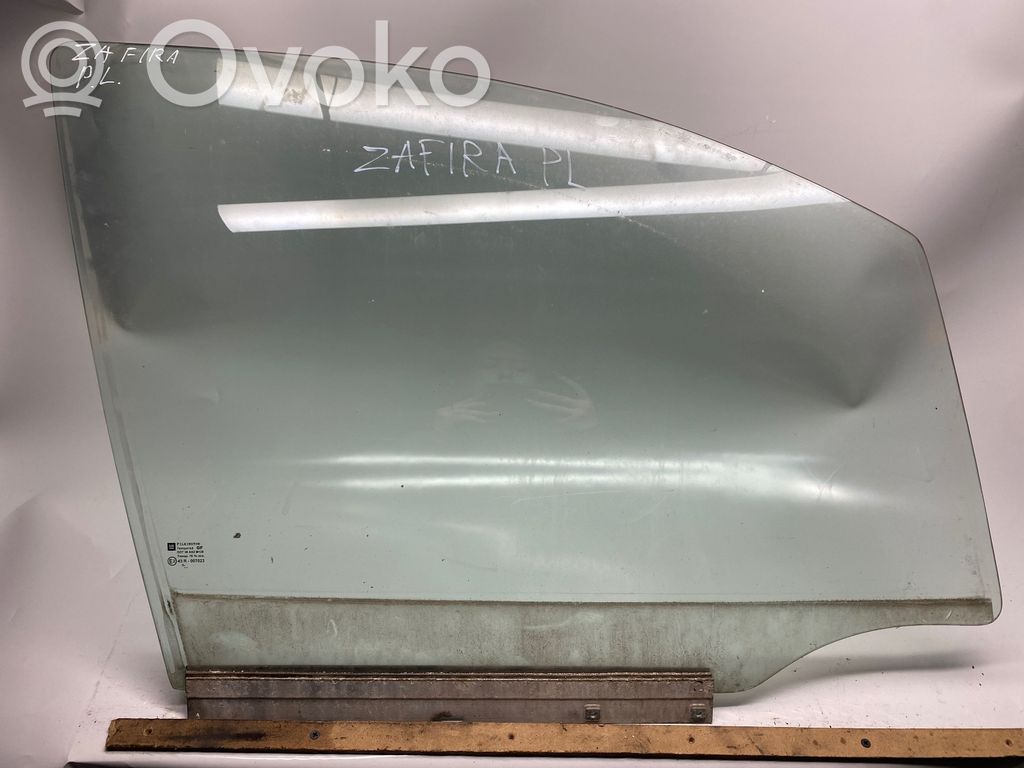 Opel Zafira A Front door window glass four-door 