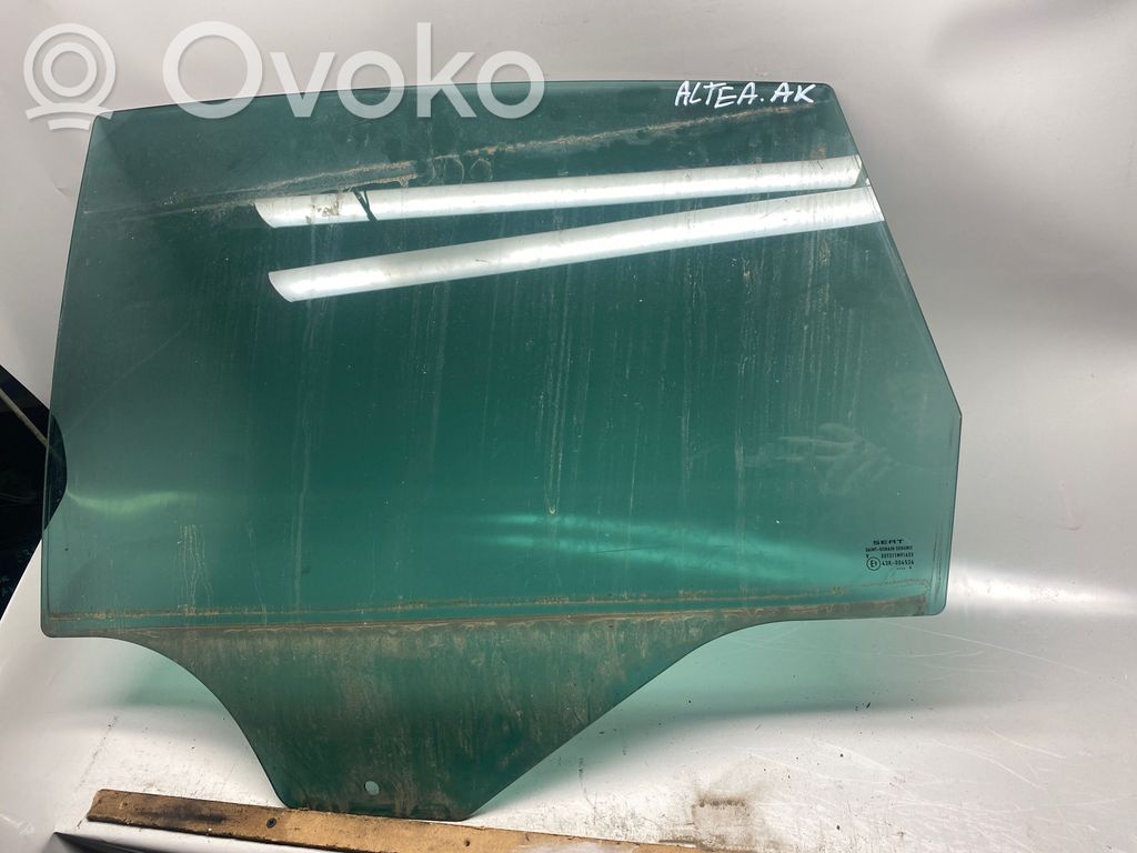Seat Altea Rear door window glass 