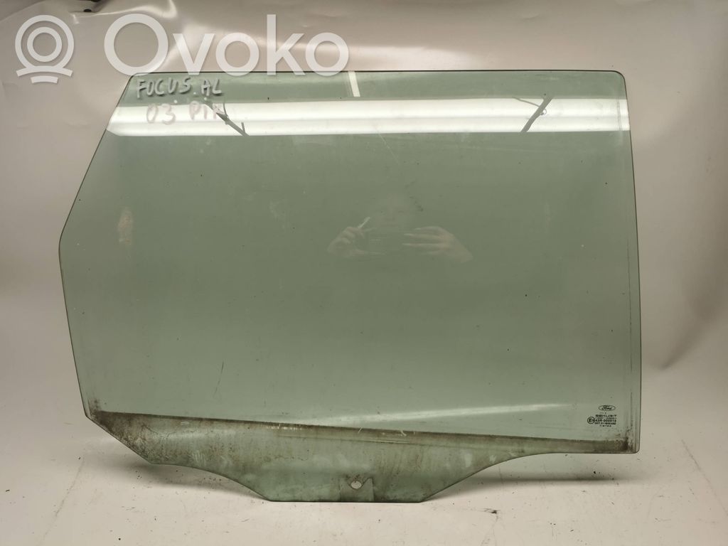 Ford Focus Rear door window glass 