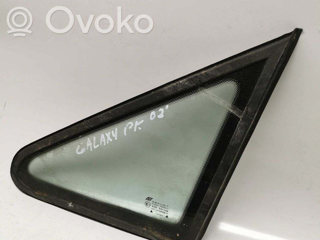 Ford Galaxy Front triangle window/glass 