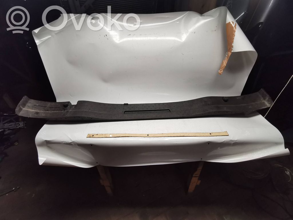 BMW 7 E65 E66 Путопласт бампера 