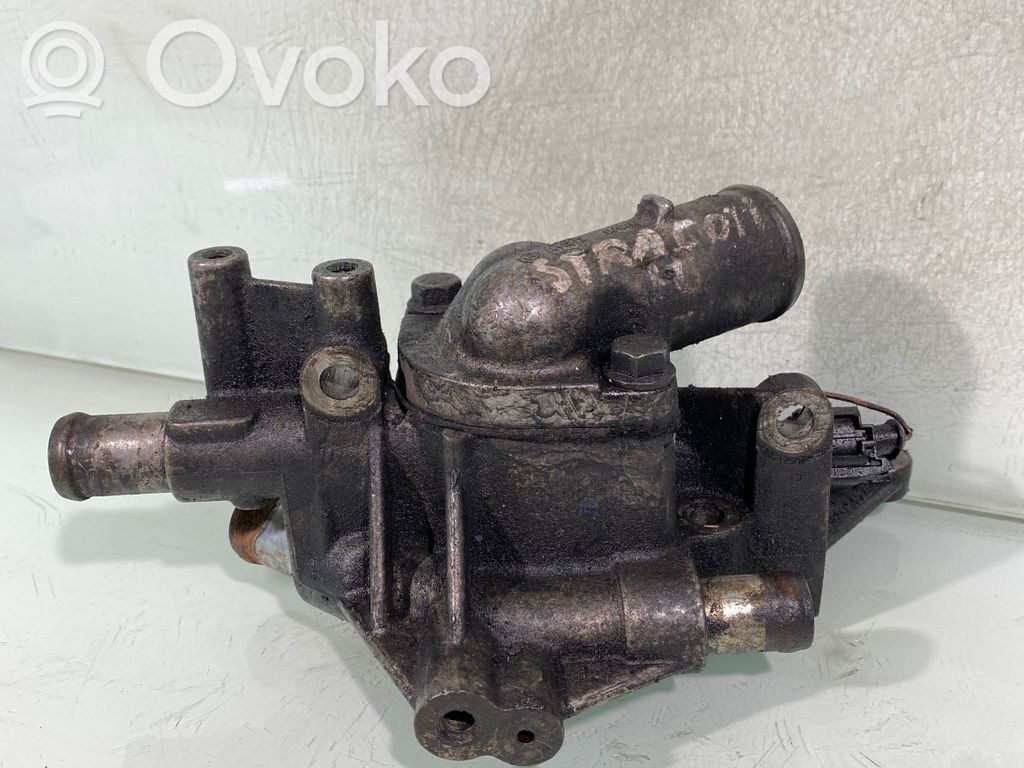 Opel Astra H Termostat / Obudowa termostatu 