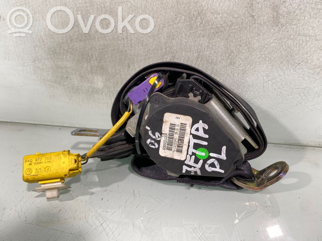Volkswagen Jetta V Front seatbelt 