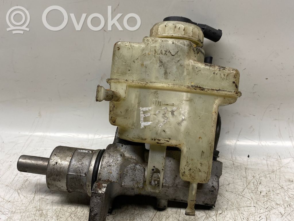 BMW 5 E39 Pagrindinis stabdžių cilindriukas 