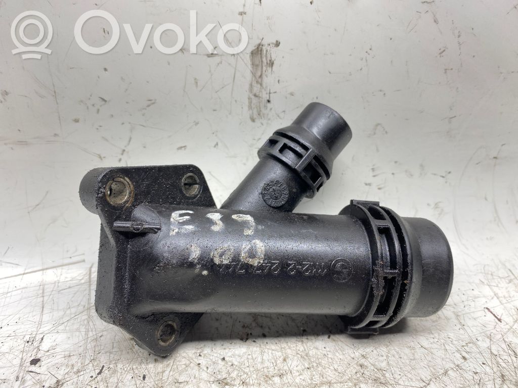 BMW 5 E39 Engine coolant pipe/hose 
