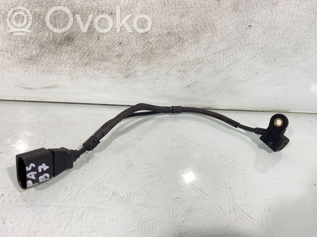 Volkswagen PASSAT B7 Camshaft position sensor 