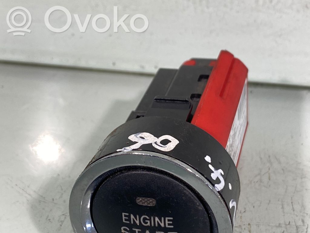 Toyota RAV 4 (XA30) Engine start stop button switch 