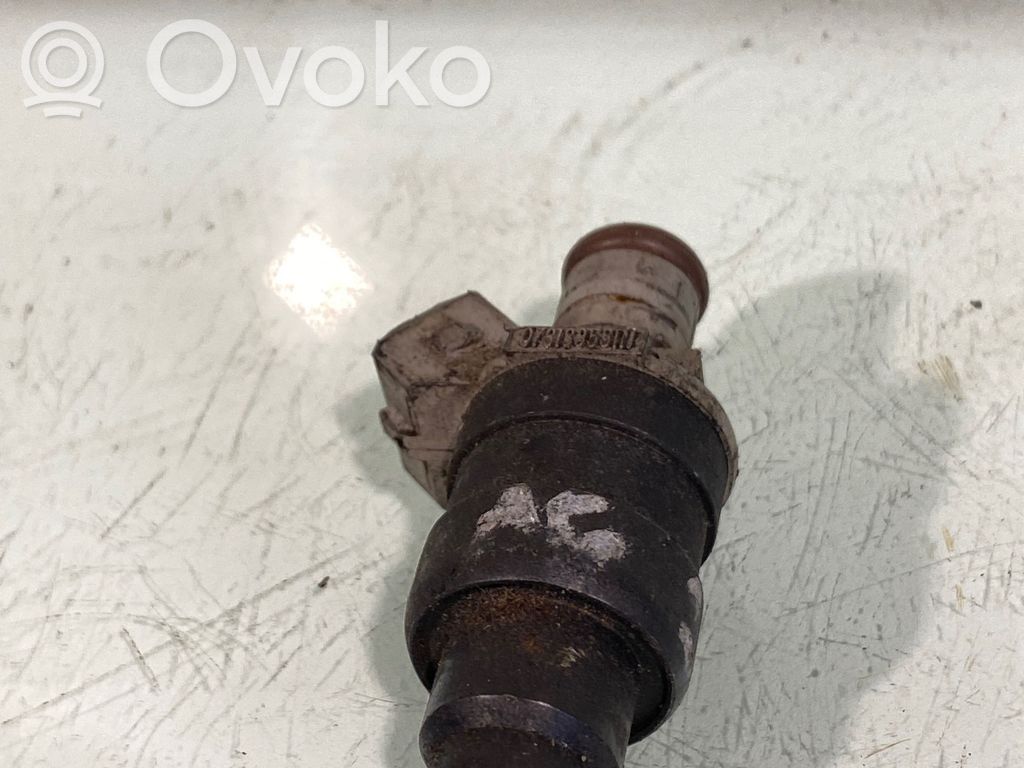 Audi A6 S6 C5 4B Inyector de combustible 