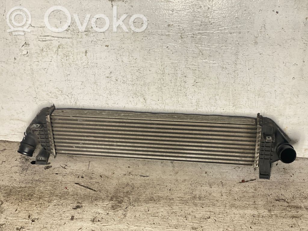 Volvo C30 Interkūlerio radiatorius 