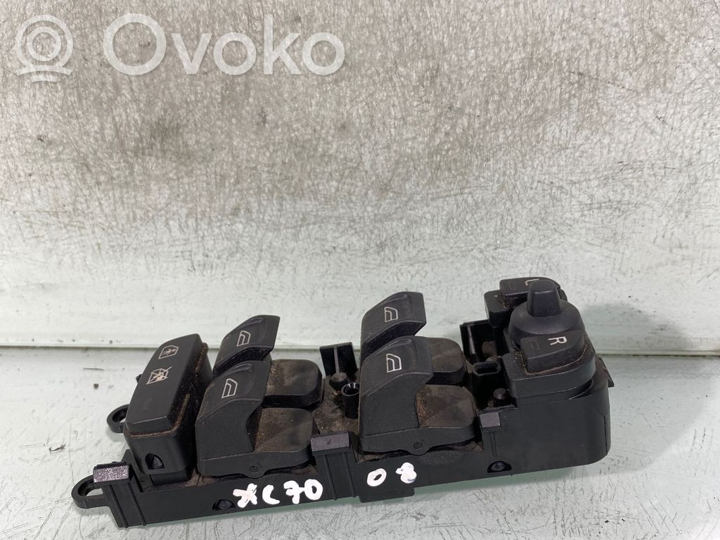 Volvo XC70 Electric window control switch 