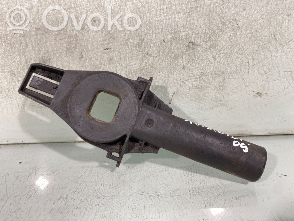 Audi A5 8T 8F Radiator mount bracket 