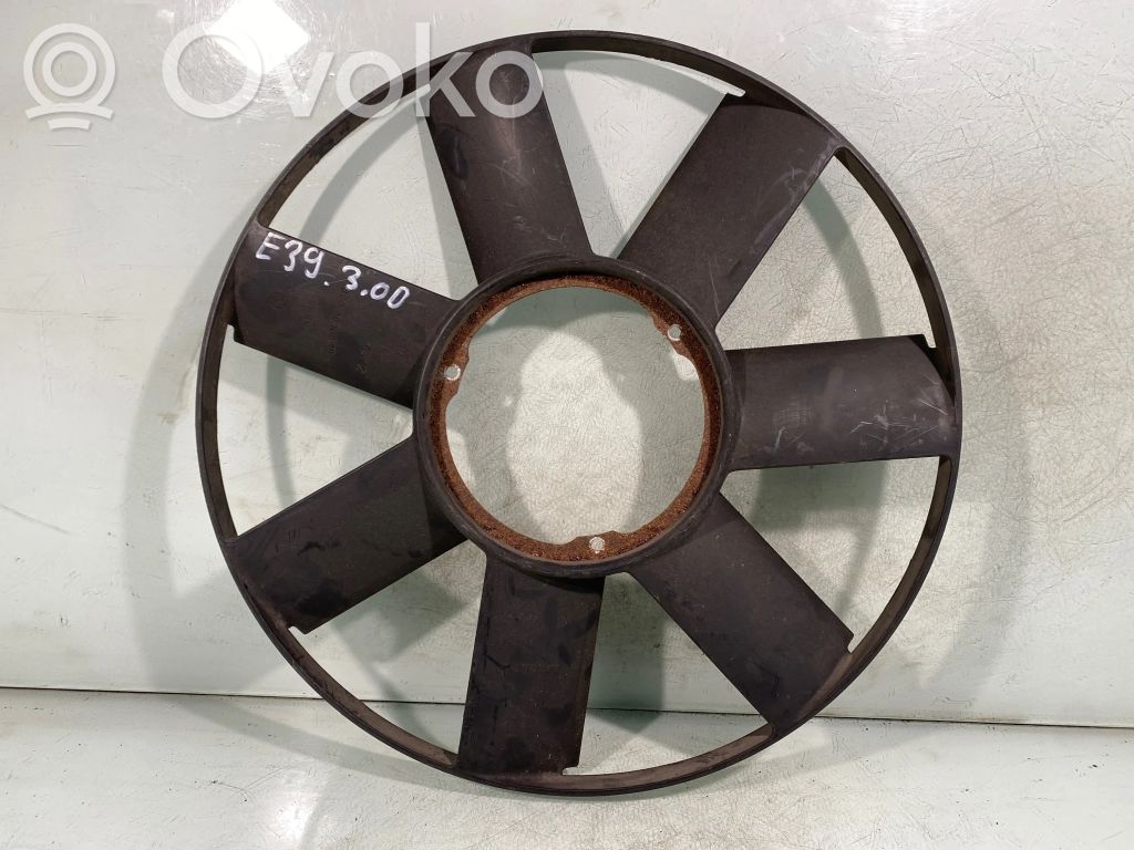 BMW 5 E39 Ventiliatora propellers 