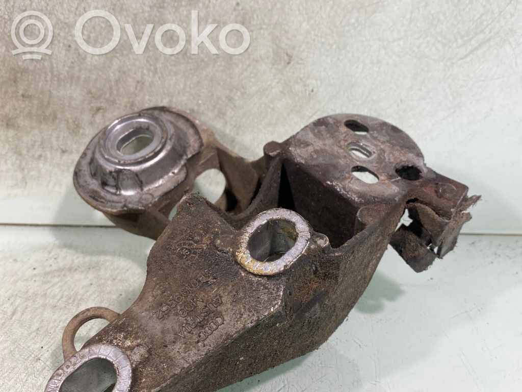 Audi A6 S6 C5 4B Engine mounting bracket 