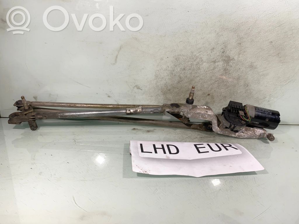 Ford Focus Front wiper linkage and motor 