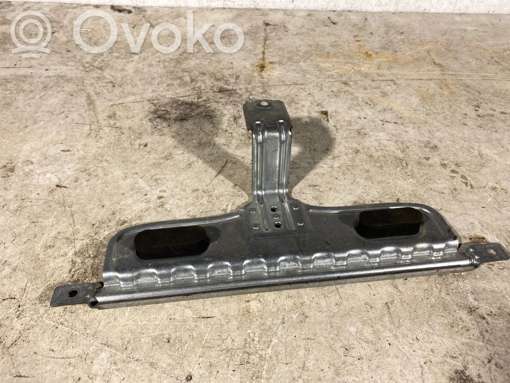Volvo XC90 Battery tray 