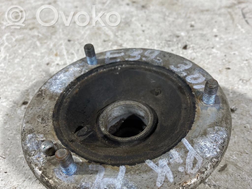 BMW 5 E39 Coil spring mount 