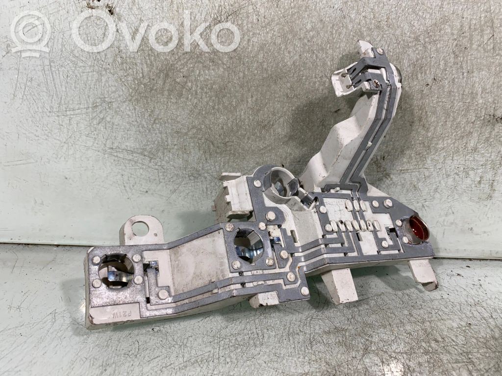 BMW 1 E81 E87 Aizmugures spuldzes vāka turētājs 