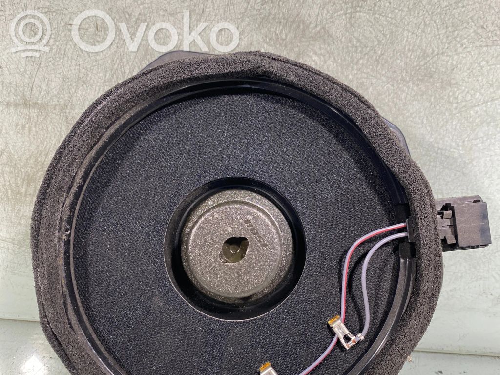 Audi A8 S8 D3 4E Subwoofer-bassokaiutin 