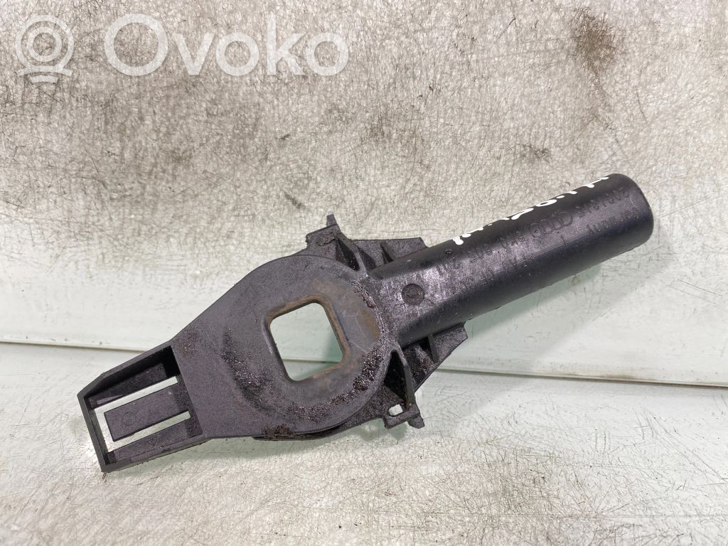 Audi A4 S4 B8 8K Radiator mount bracket 