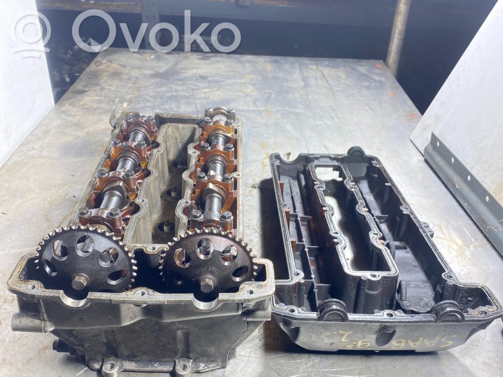 Saab 9-5 Engine head 