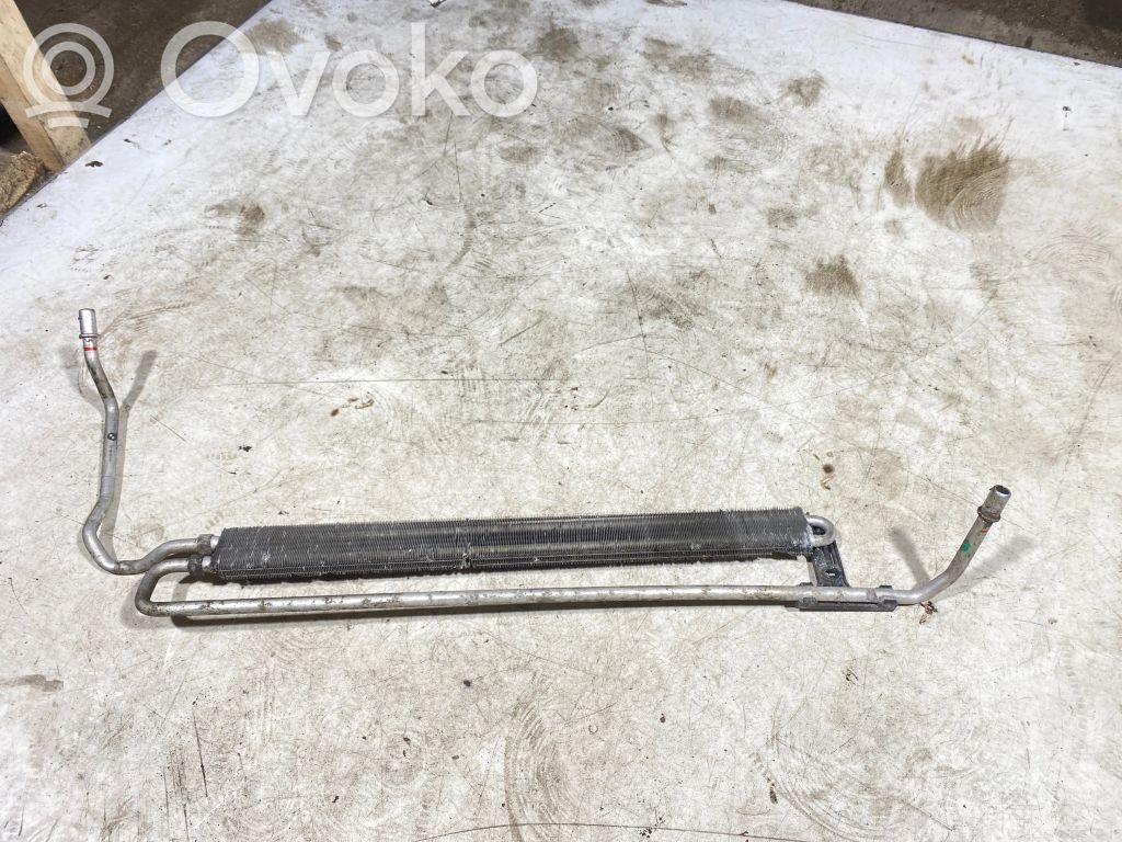 BMW 5 E60 E61 Vairo stiprintuvo radiatorius 