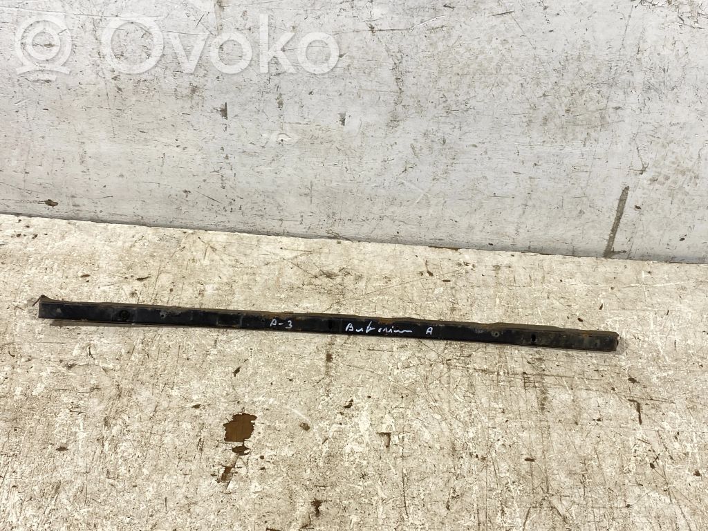 Audi A3 S3 8L Soporte de montaje del parachoques trasero 