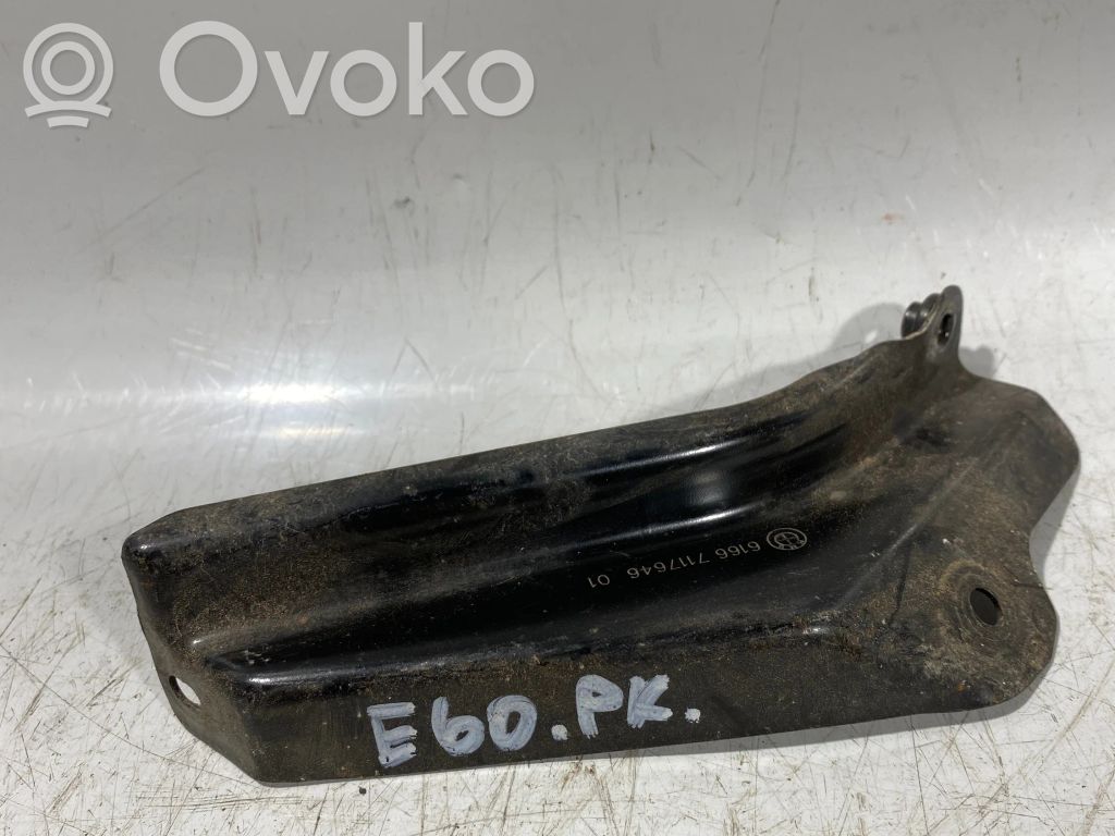 BMW 5 E60 E61 Muu ulkopuolen osa 