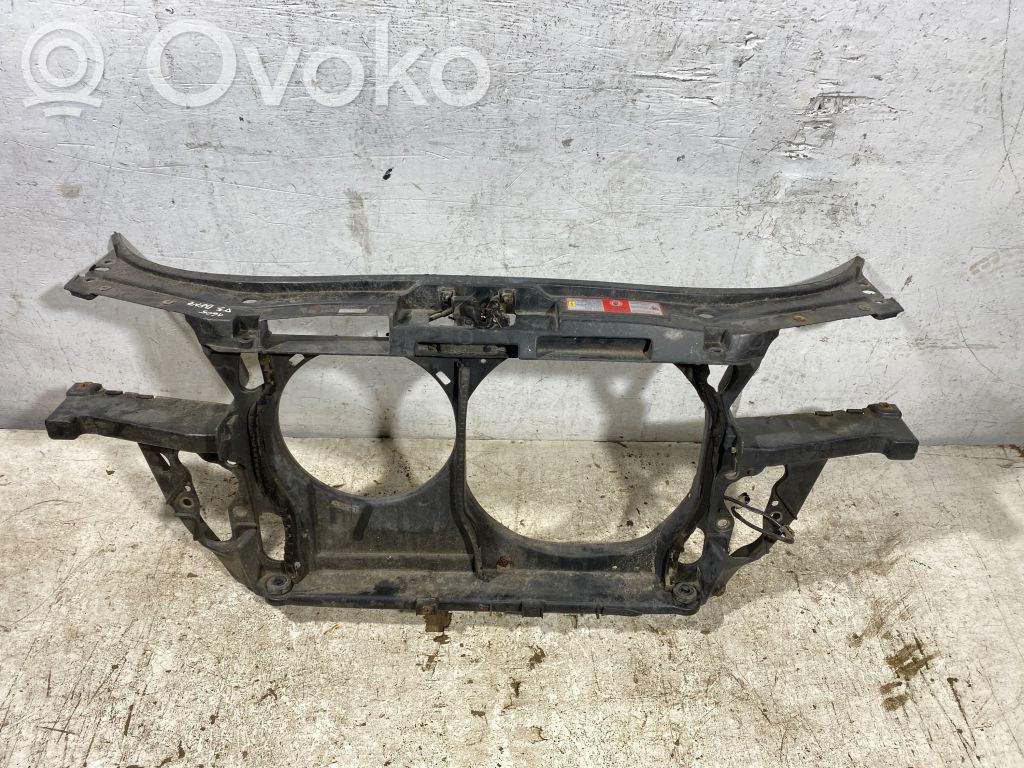 Audi A6 S6 C5 4B Radiatorių panelė 