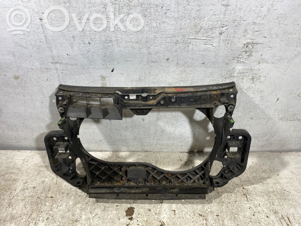 Audi A6 S6 C6 4F Radiatorių panelė 