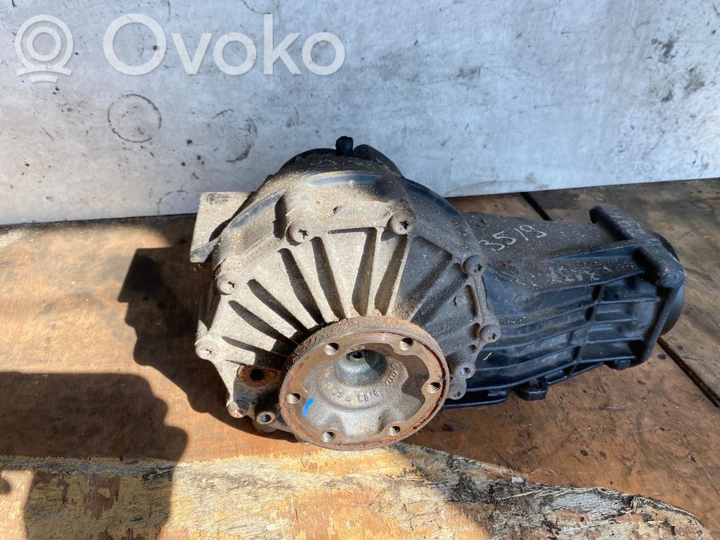 Audi A6 S6 C5 4B Galinis reduktorius 
