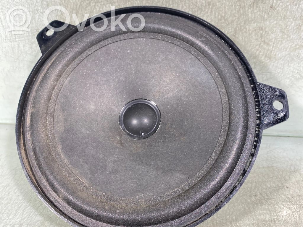 BMW 3 E46 Front door speaker 