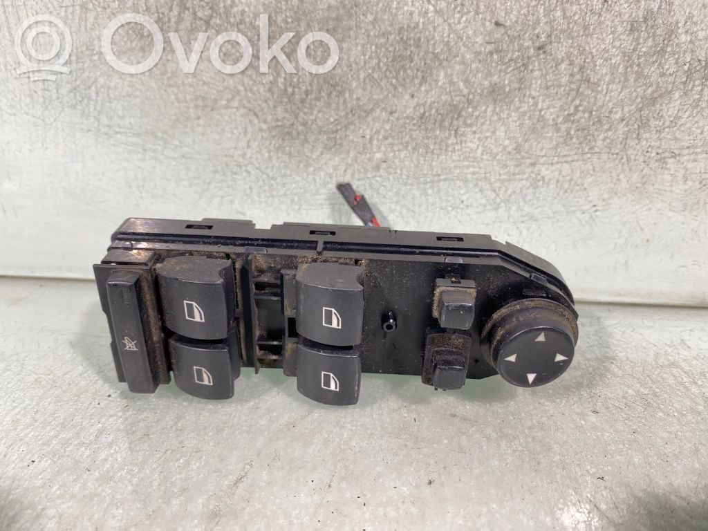 BMW 5 E60 E61 Electric window control switch 