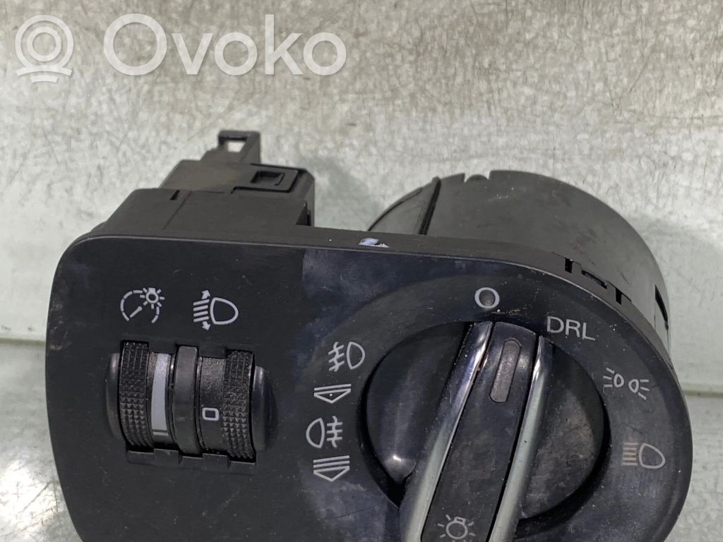 Audi A3 S3 A3 Sportback 8P Light switch 