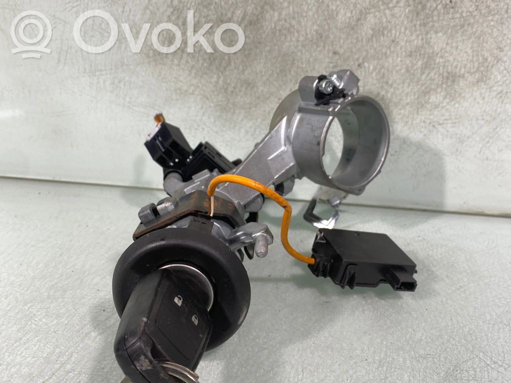 Opel Meriva B Ignition lock 