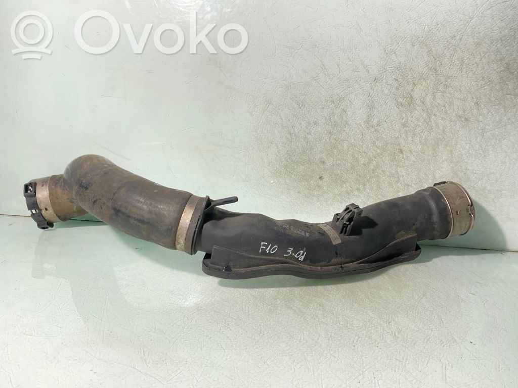 BMW 5 F10 F11 Intercooler hose/pipe 