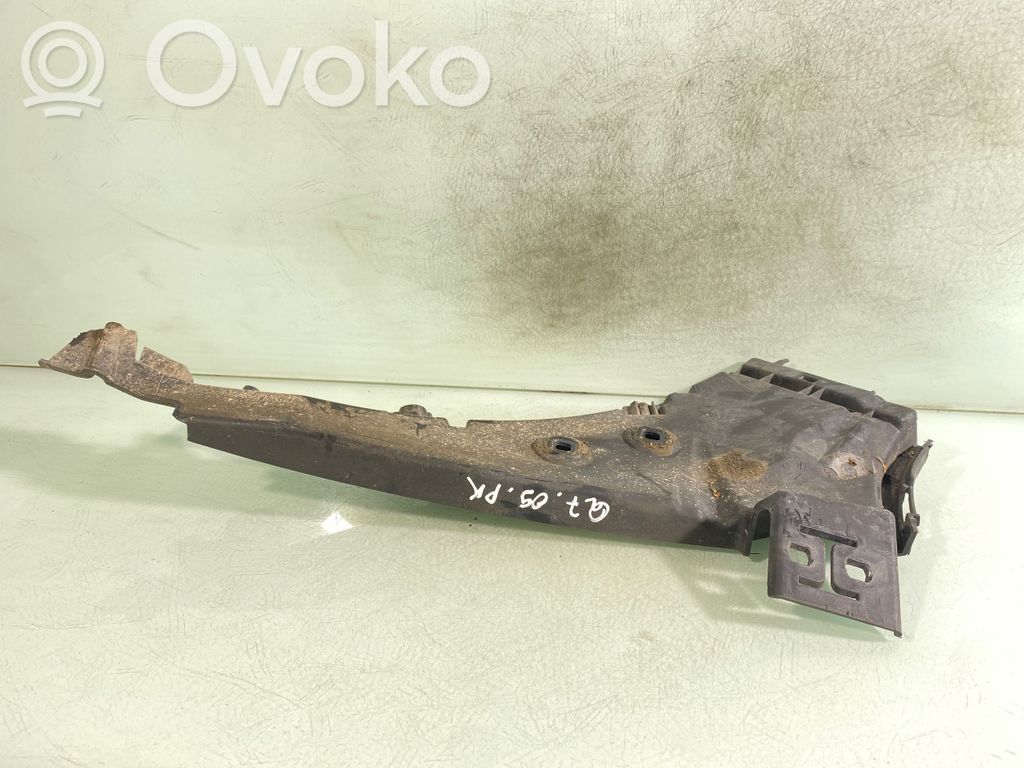Audi Q7 4L Front bumper mounting bracket 