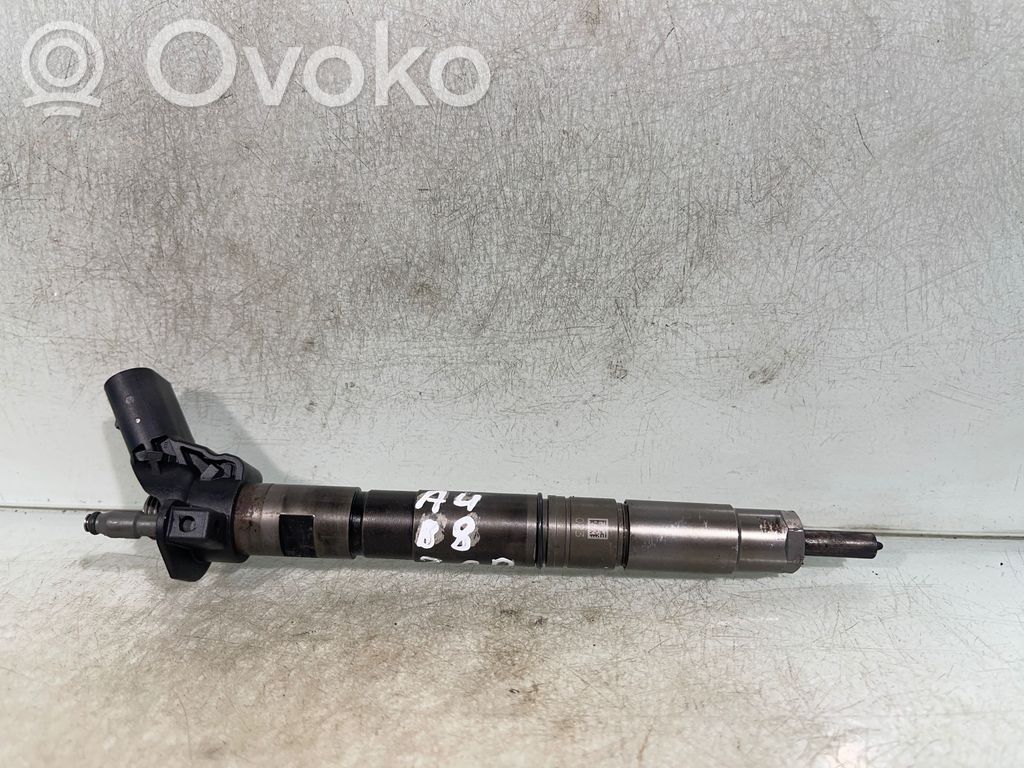 Audi A4 S4 B8 8K Fuel injector 