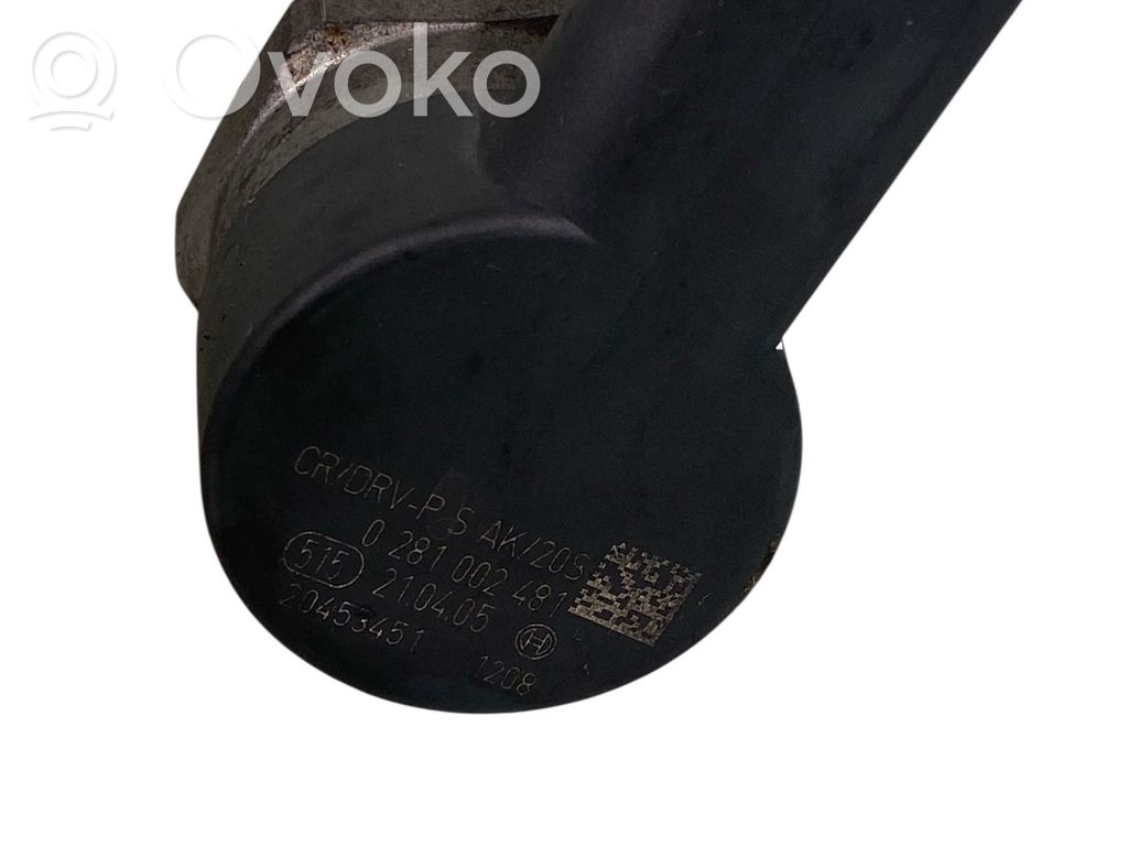 BMW 7 E65 E66 Fuel pressure regulator 