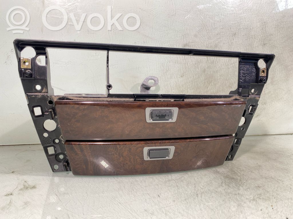 BMW 7 E65 E66 Dashboard storage box/compartment 
