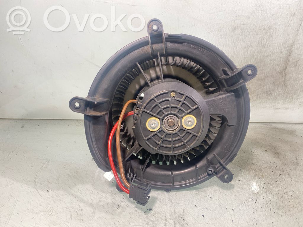 BMW 7 E65 E66 Mazā radiatora ventilators 