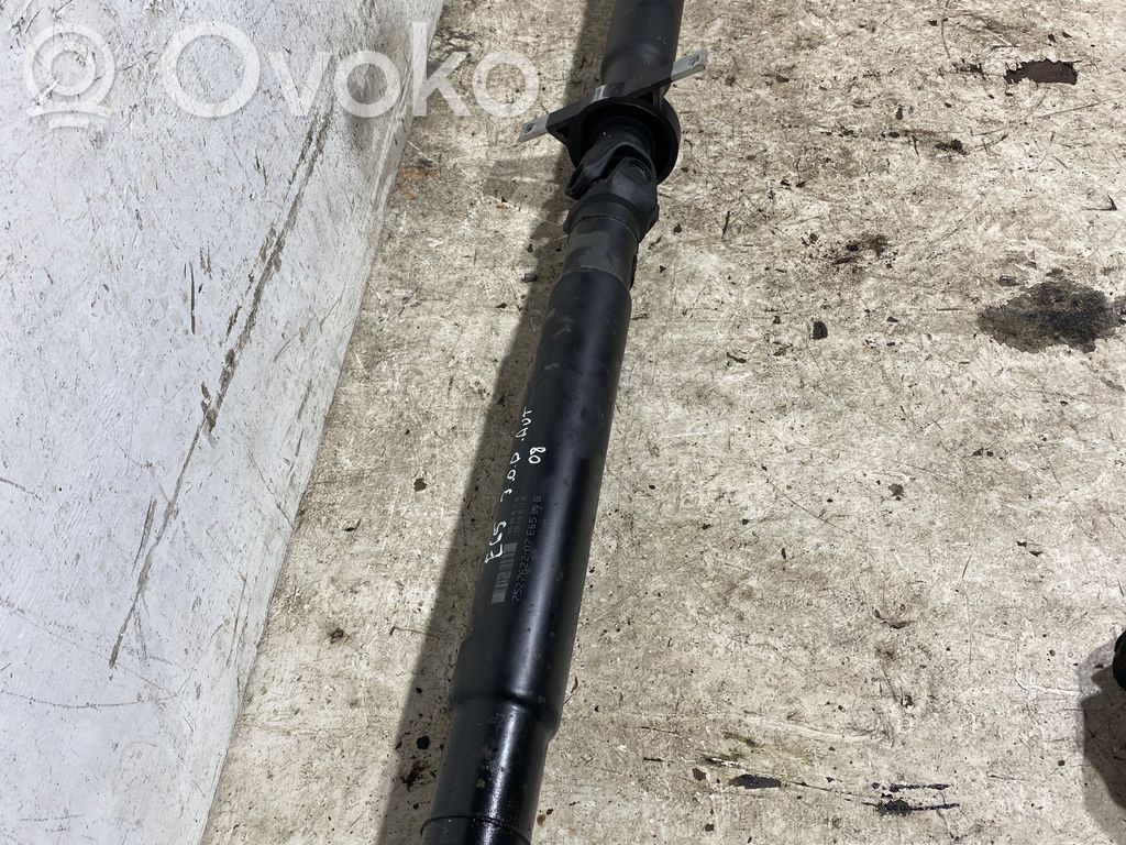 BMW 7 E65 E66 Kardanas komplekte 