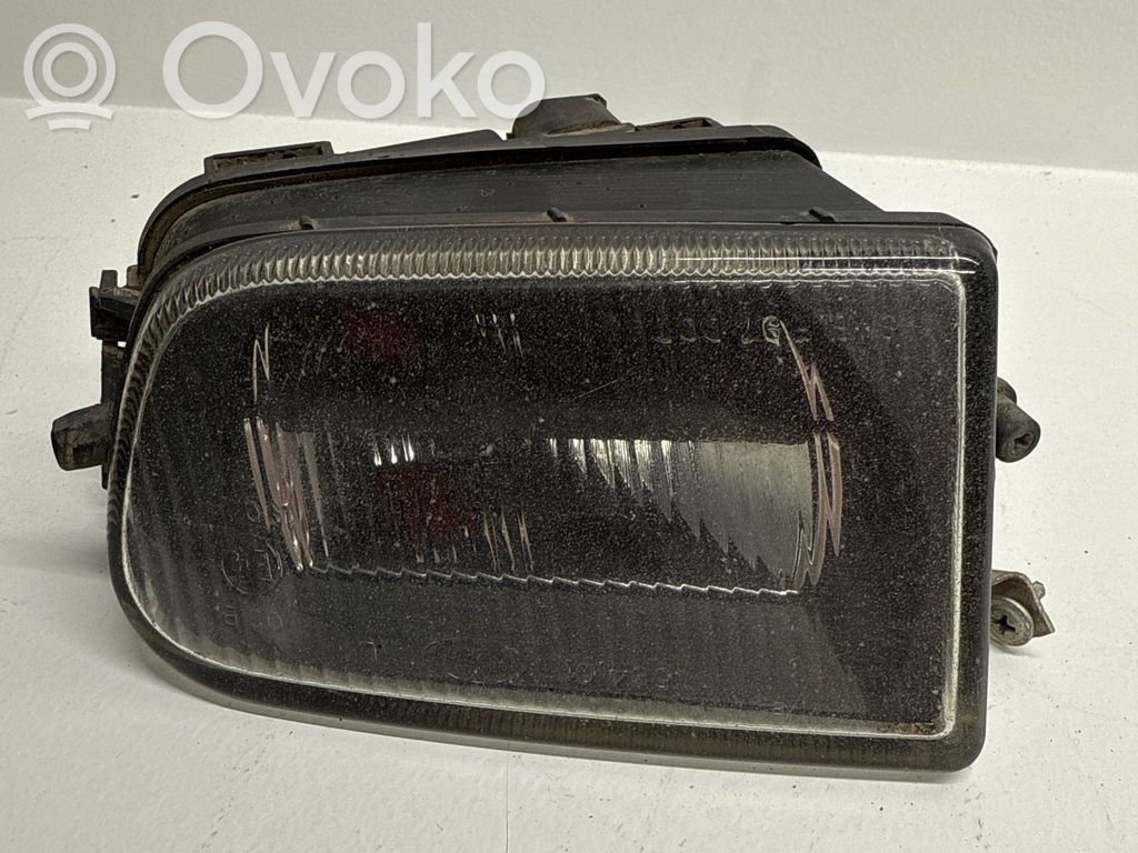 BMW 5 E39 Światło przeciwmgłowe przednie 