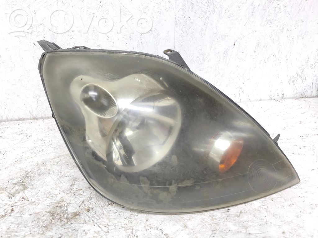 Ford Fiesta Scheinwerfer 