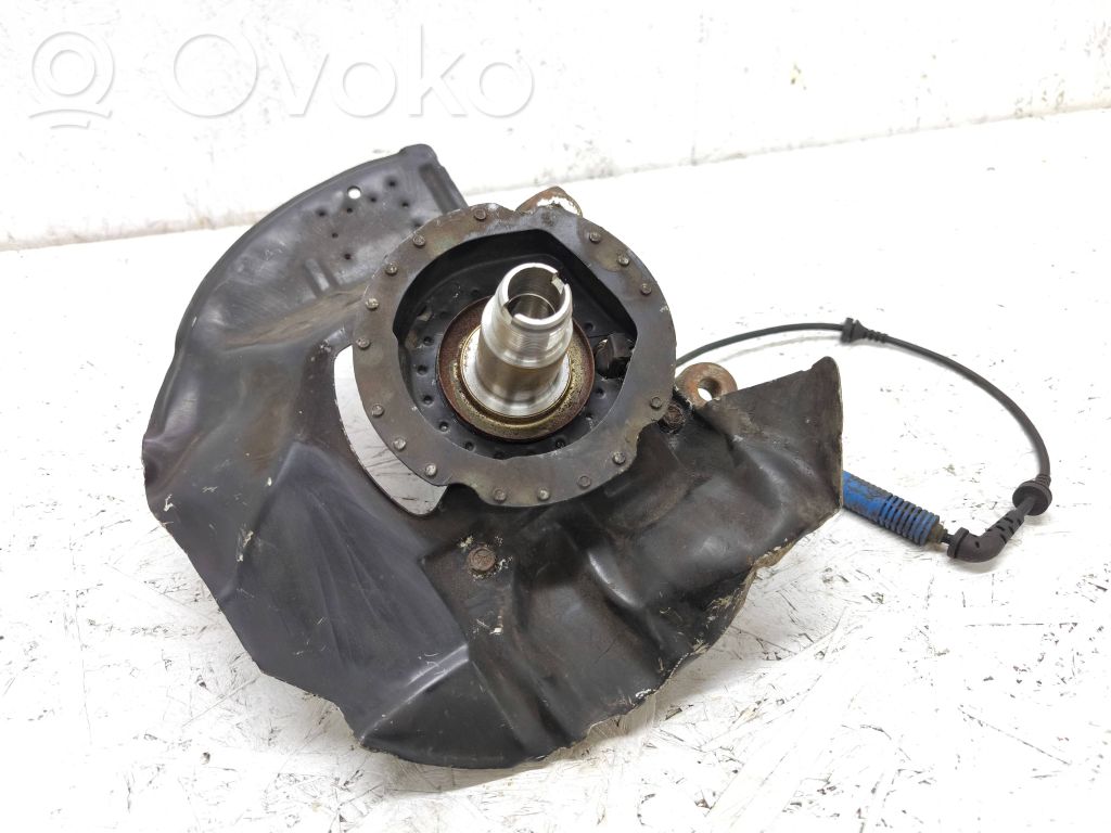 Cubo de rueda delantera