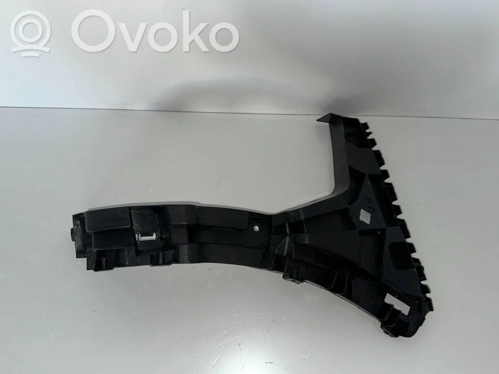 Audi Q3 8U Uchwyt / Mocowanie zderzaka tylnego 