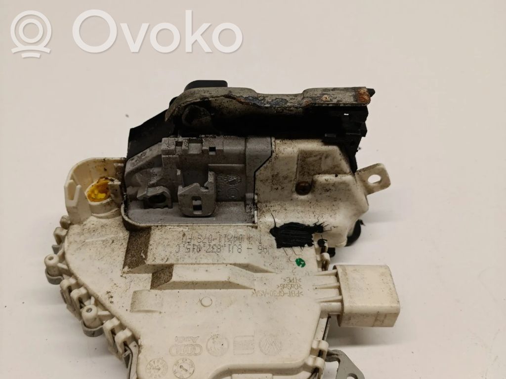 Audi Q7 4L Front door lock 
