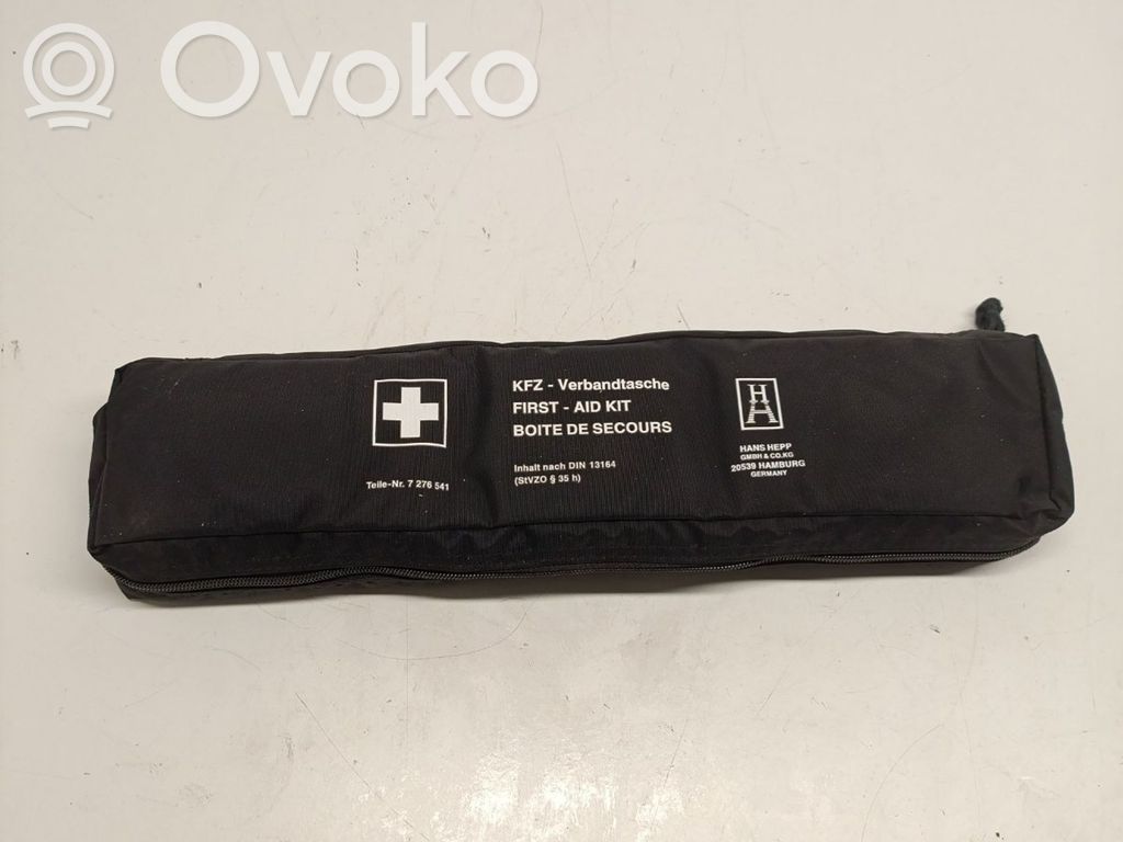 BMW 5 F10 F11 First aid kit 